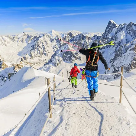 Апартаменты Le Carlaveyron - Happy *